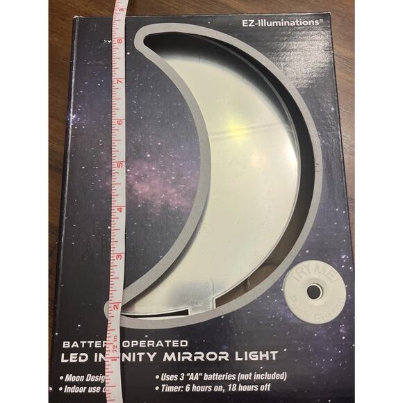 EZ-Illuminations LED Infinity Mirror Light Moon With Timer Battery Operated Fun - Picture 7 of 8